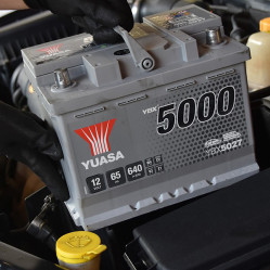 YUASA YBX3075 - Starterbatterie 12V / 60Ah / 550A (EN), 79,02 €